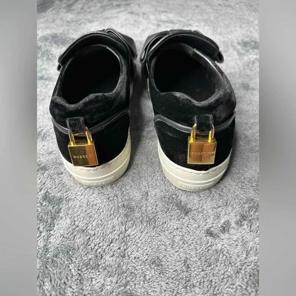 Buscemi - Picture 2 of 2